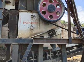 喜訊！中意C型顎式破碎機(jī)順利下線 環(huán)保砂石廠機(jī)型